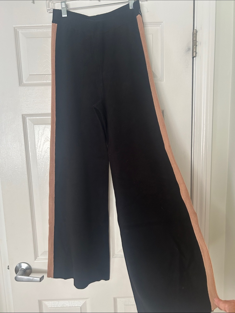 House of Harlow 1960 Black Wide-Leg Pants with Tan Side Stripe size US Small.